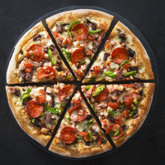Large 16" Pizza Image