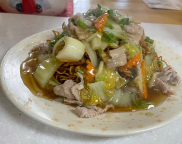 24. Gomoku Pork Yakisoba or crispy noodles