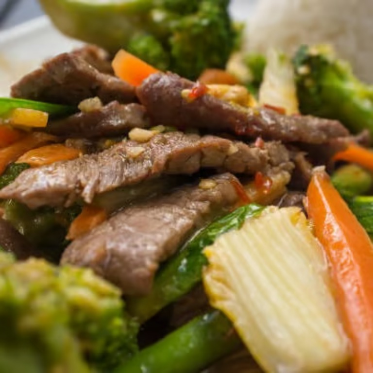 65. Beef w. Mixed Vegs.