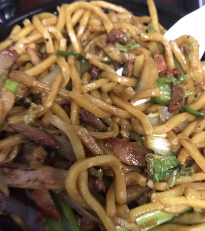 P8. Pork Lo Mein