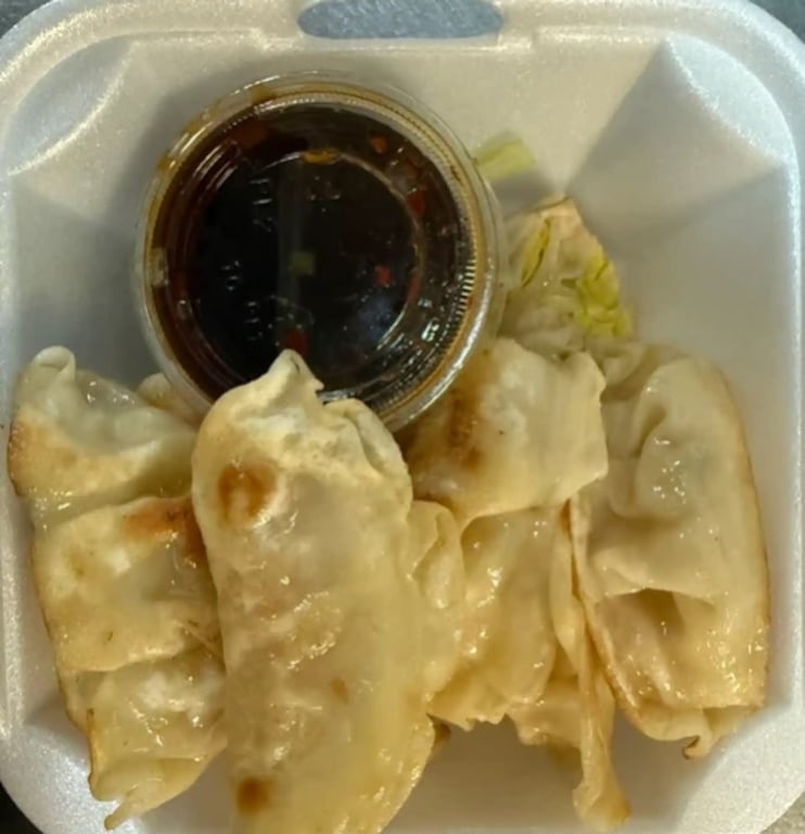 Z5. Steamed Dumpling (8)