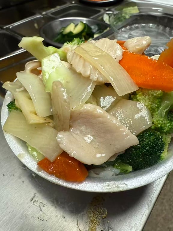 Chicken with Broccoli Rice Bowl