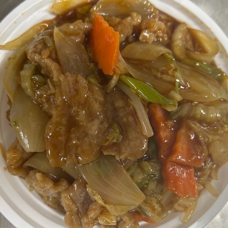 牛炒面 <br> Beef Chow Mein