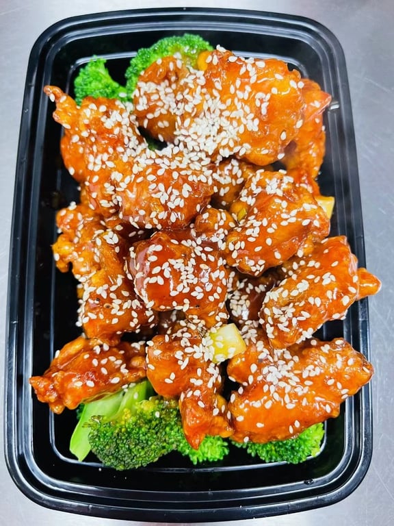 S4. Sesame Chicken(White meat) 芝麻鸡