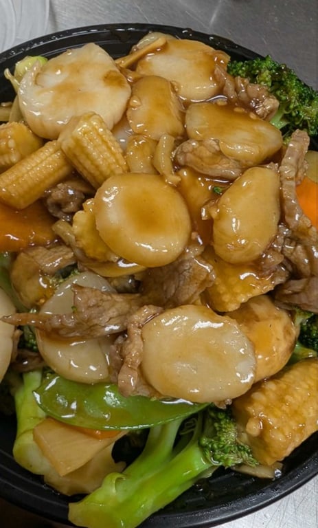 6. Beef and Scallop in Oyster Sauce 蚝油牛和扇贝