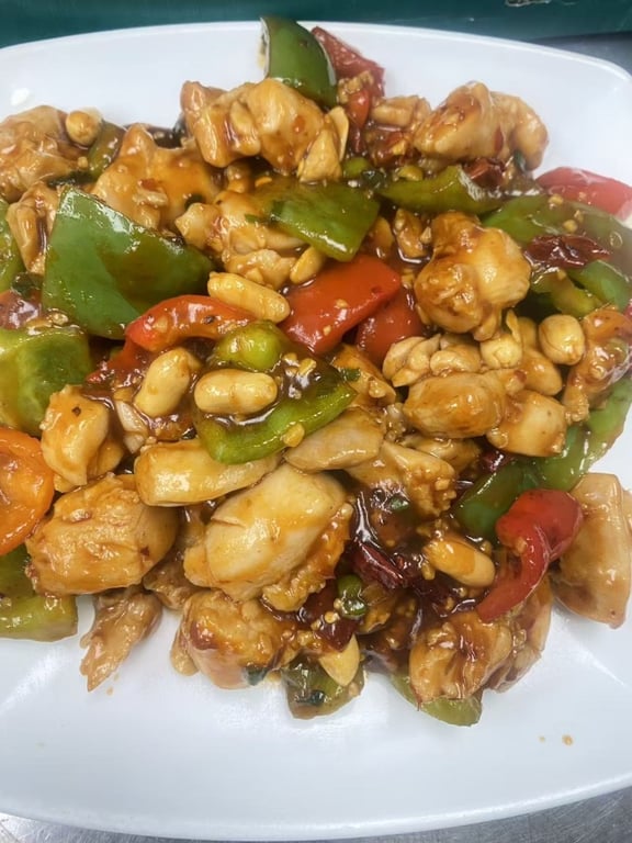 J7. Kung Pao Chicken