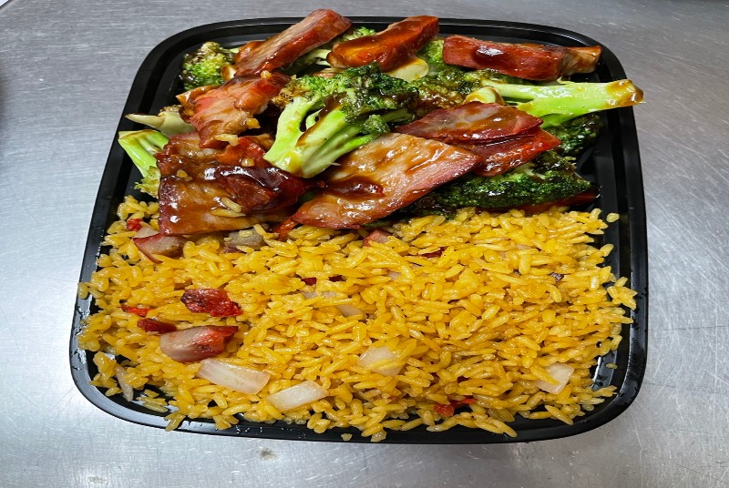C 7. 芥蘭叉烧 Roast Pork with Broccoli