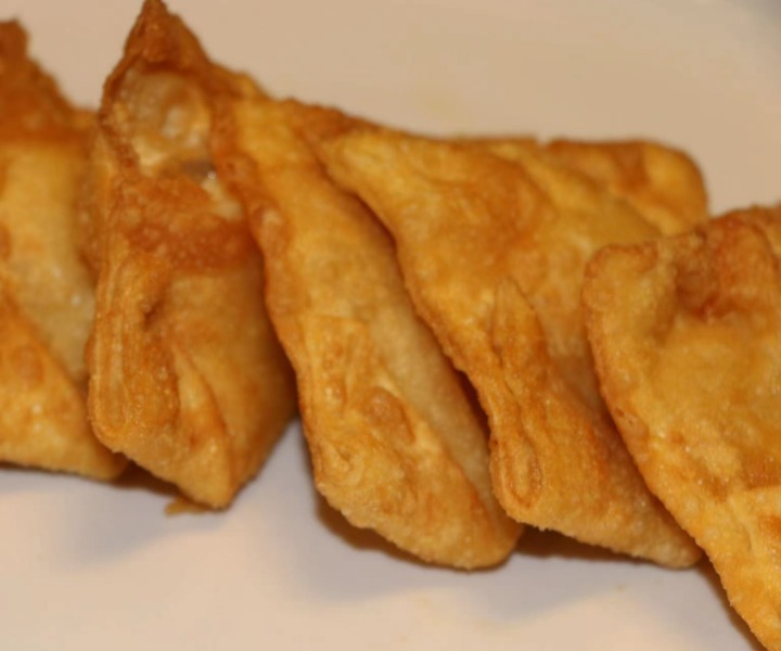 A6. Crab Rangoon 蟹角