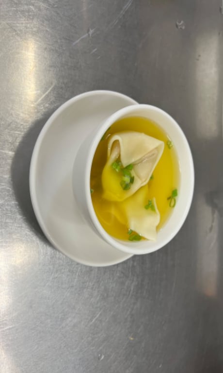 21. 云吞汤 Wonton Soup