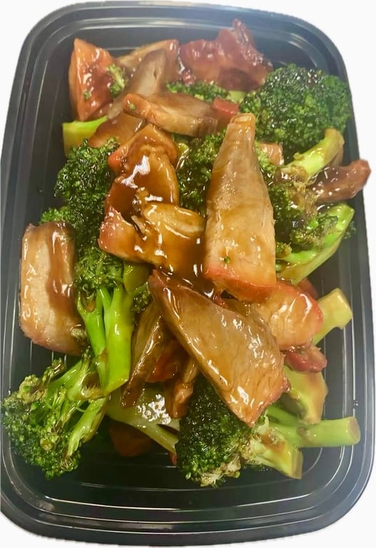I1. 芥兰叉烧 Roast Pork w. Broccoli