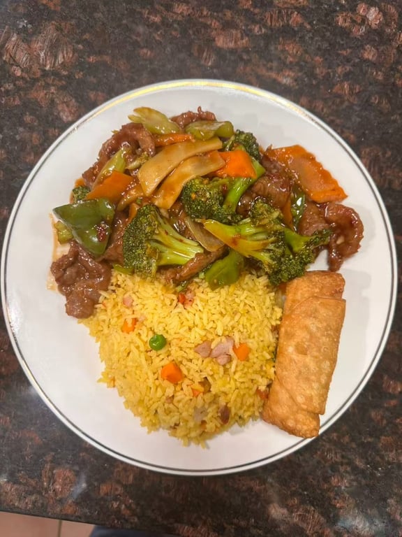 C16. Beef w. Broccoli