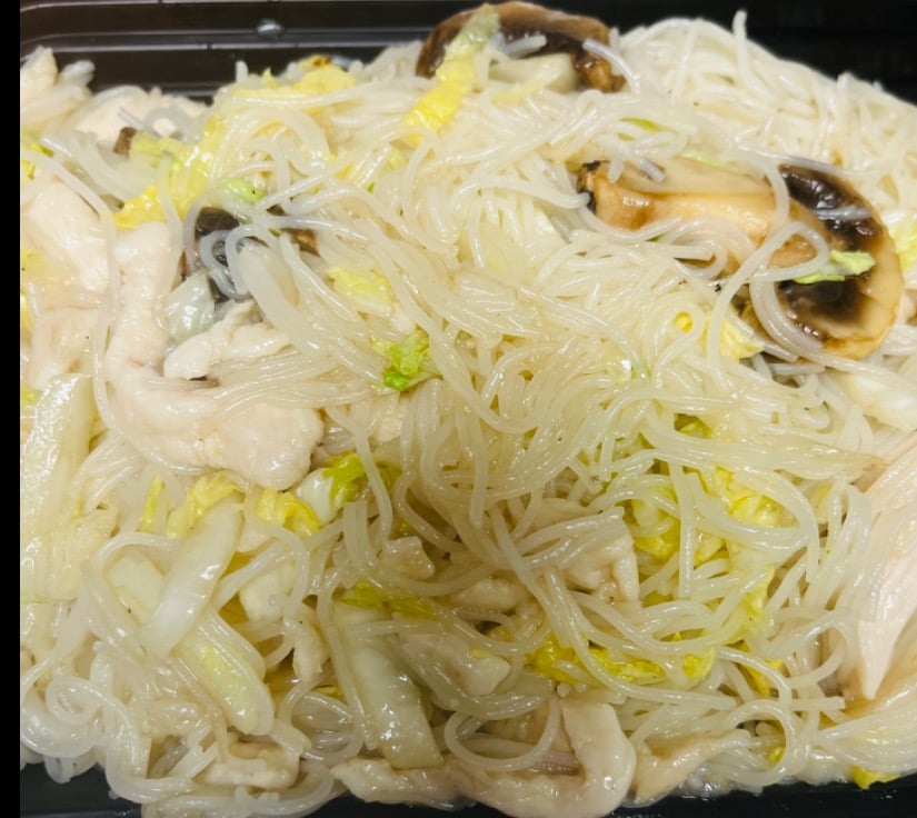 18. 鸡炒米粉 Chicken Chow Mai Fun