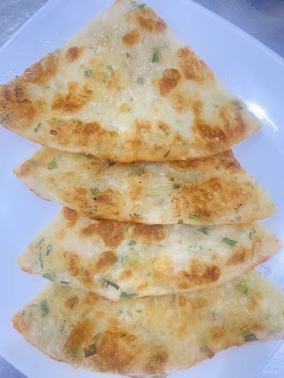 B4. Scallion Pancakes (4 pcs)