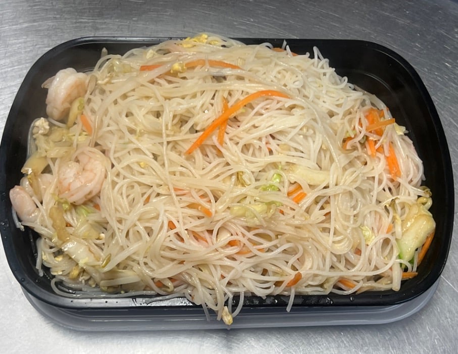 C3. Shrimp Chow Mei Fun
