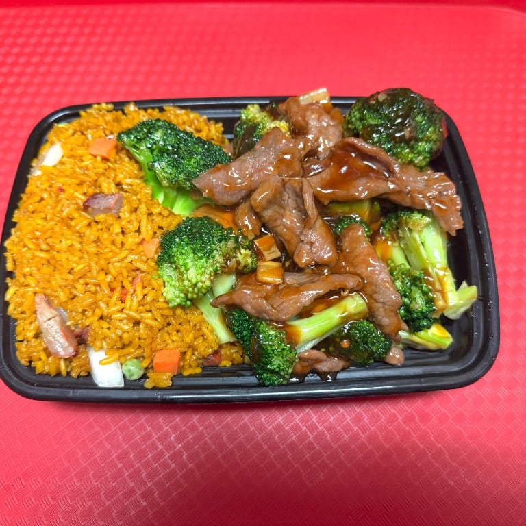 C5. Broccoli w. Beef 芥兰牛