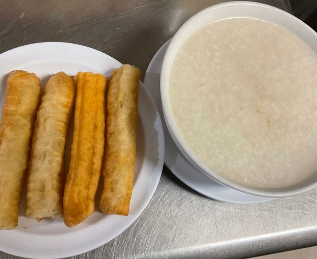 S6. Plain Congee w. Dough Fritters 油条粥