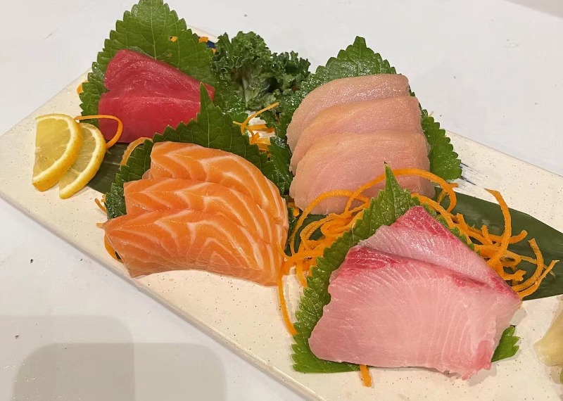 生鱼片10片 Sashimi Sample