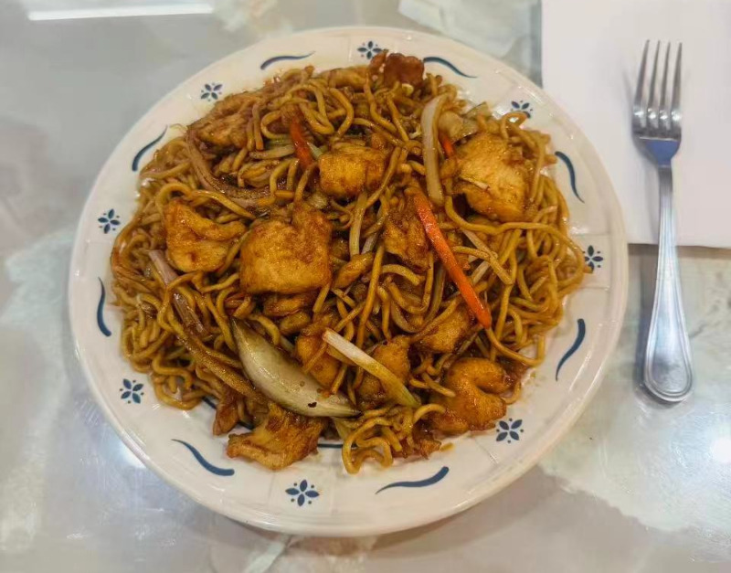 Chicken Lo Mein