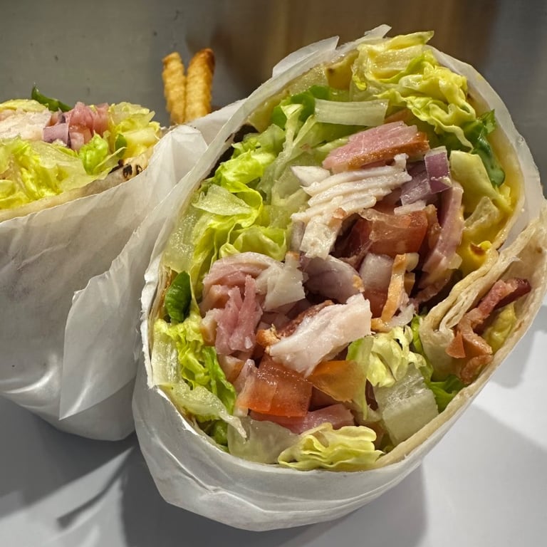 Capitol Club Wrap