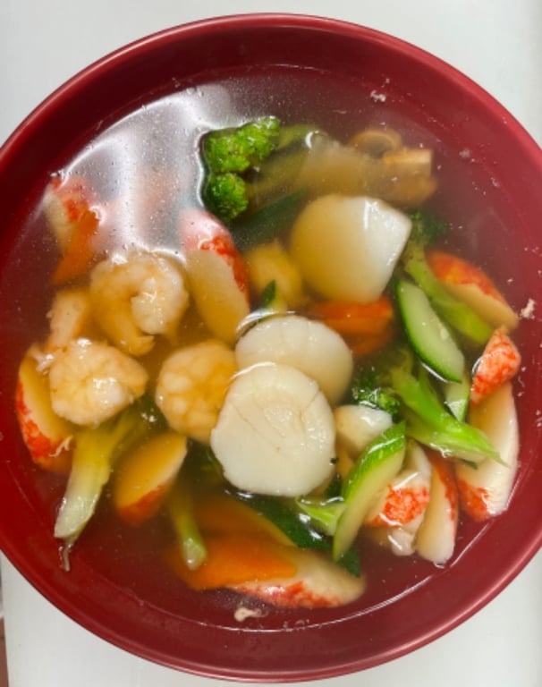 39. Seafood Soup<br> 海鲜汤