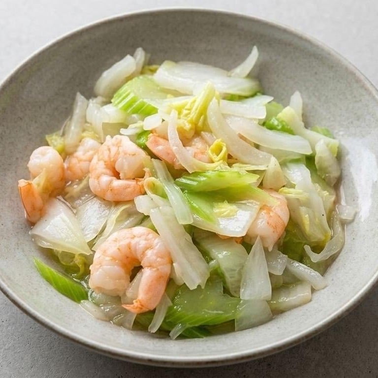 C 2. Shrimp Chow Mein Combo
