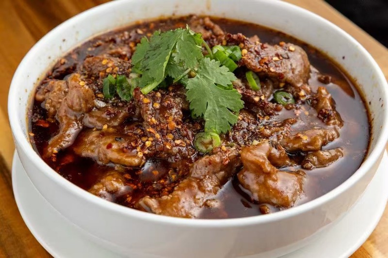 Sliced Pork in Hot Broth