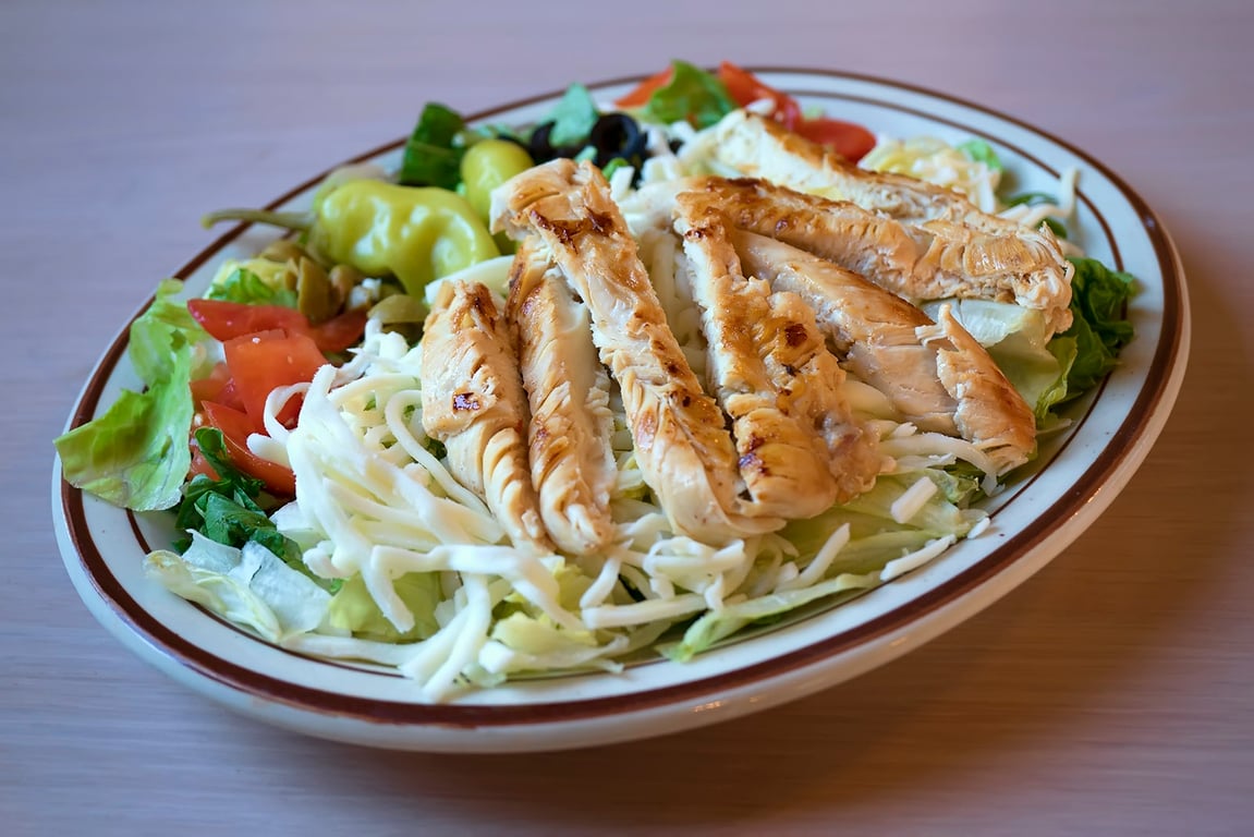 Grilled Chicken Salad - Family Size