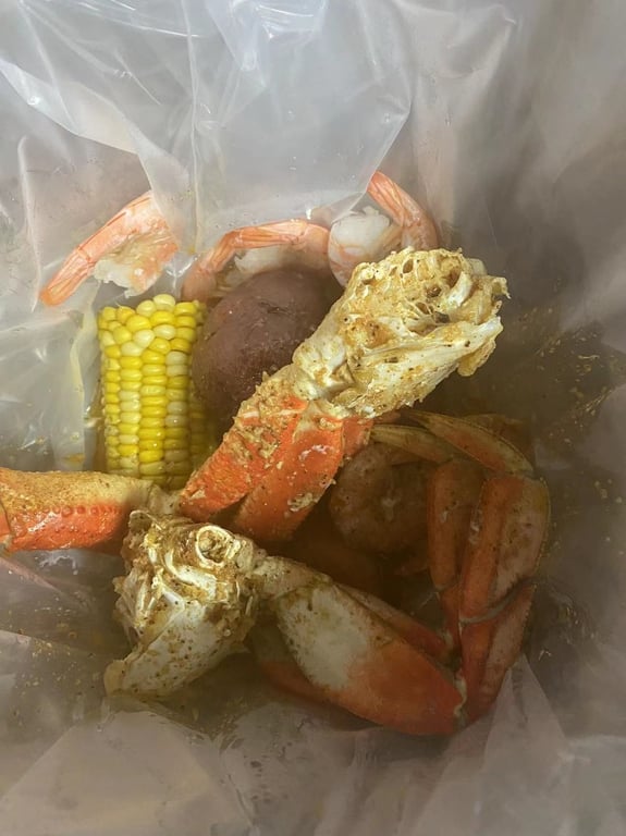 C7. 1 Cluster Dungeness Crab, ½ lb Shrimp (Headless), ½ lb Snow Crab Legs