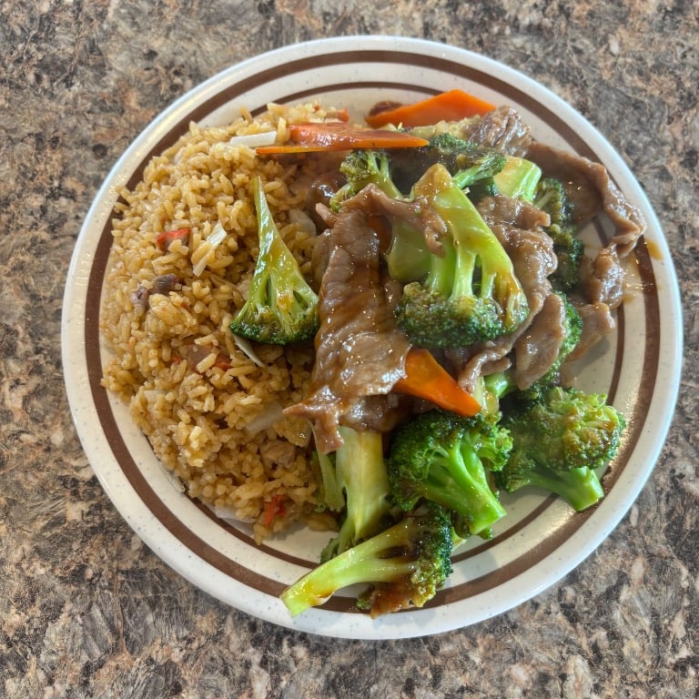 L 1. 芥兰牛 Beef with Broccoli