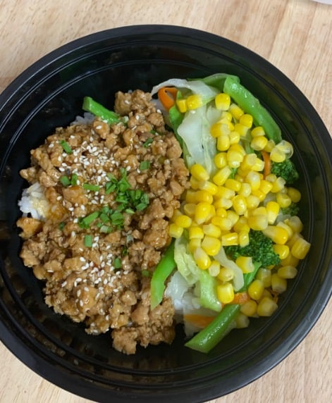 E4. Spicy Minced Meat Rice Bowl