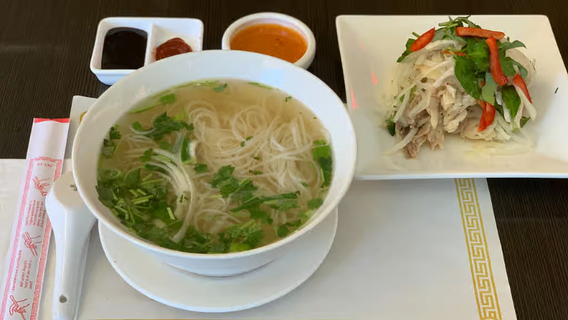 16. Pho Goi Ga