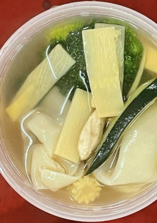 D12. 云吞汤 Wonton Soup (Cup)