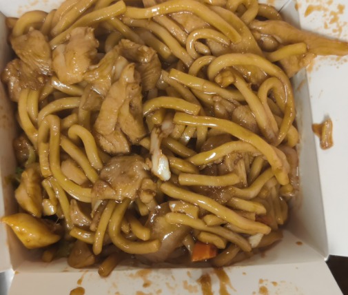 32. Chicken Lo Mein