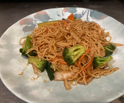 L1. Vegetable Lo Mein