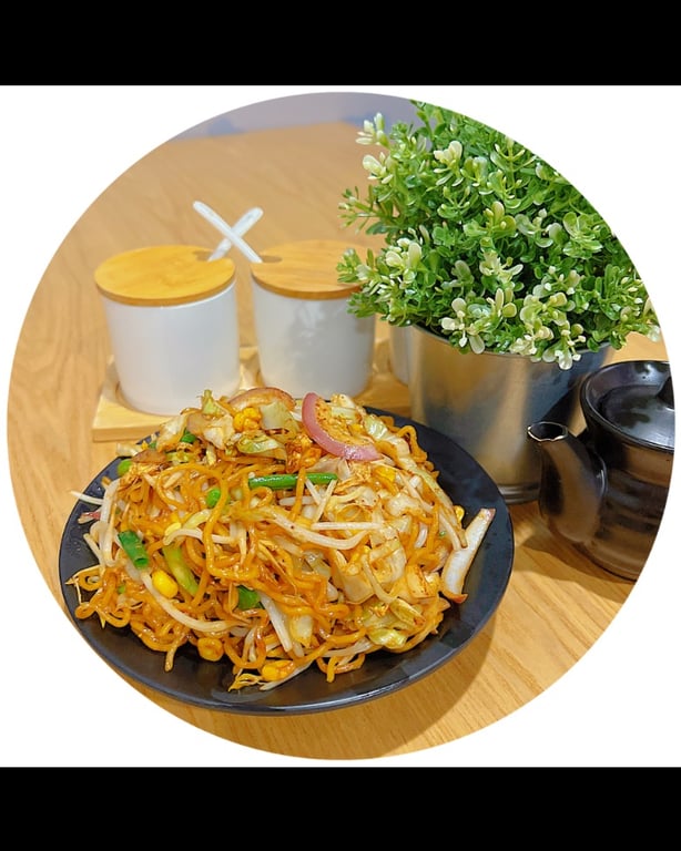 1. Vegetable Fried Ramen Image