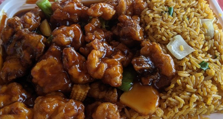 General Tso's Chicken with Fried Rice
Red Dragon Chinese Food - Chandler