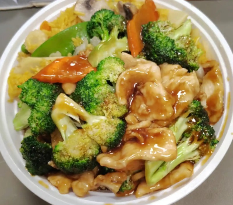L12. Chicken with Broccoli