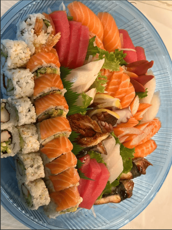 C4. 64 Pcs Sushi Roll, Sushi Sashimi