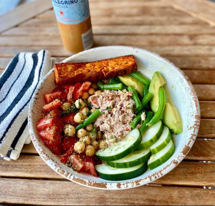 Garden tuna salad ( seasonal dish )