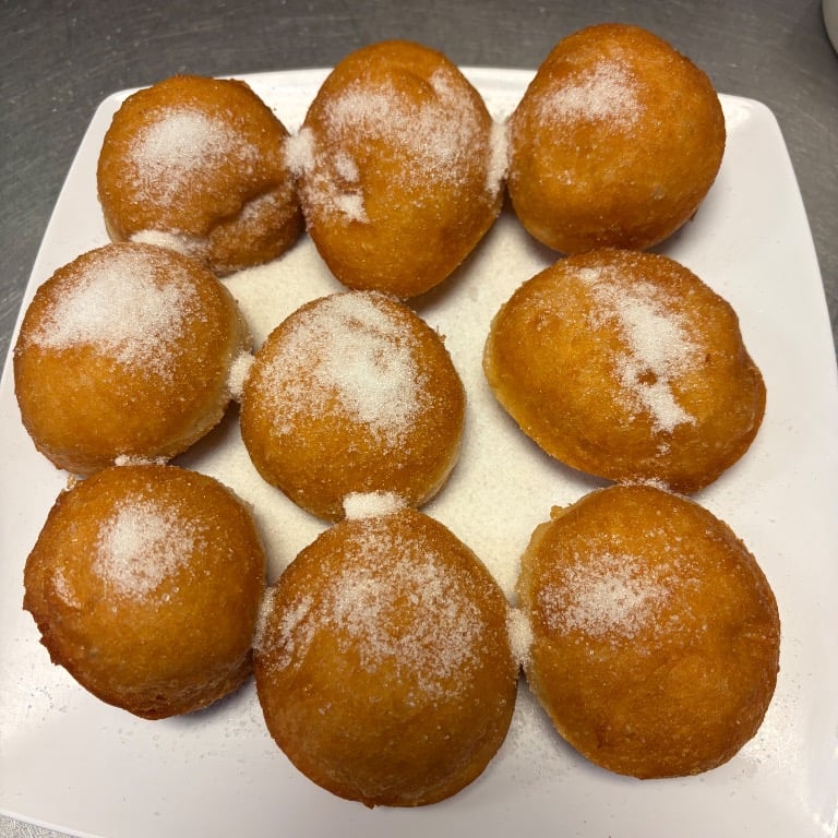 13. Fried Sugar Donut (10) 炸甜甜圈