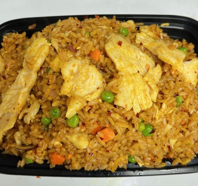 F9.辣.咖喱炒饭  Spicy Curry Fried Rice