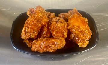 A11. 韩味炸鸡翼 Korean Spicy Wings (8pcs)