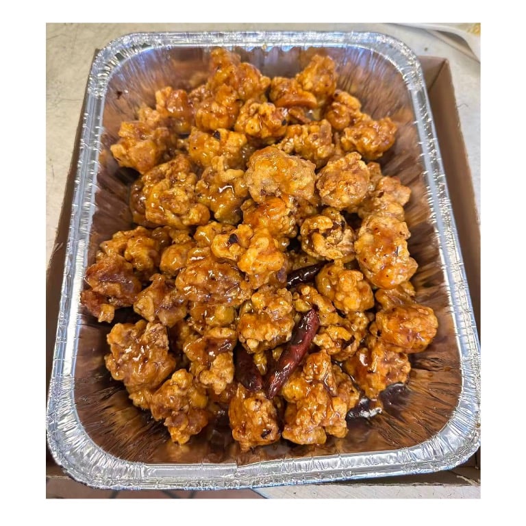 General Tso's Chicken Party Tray 左宗鸡派对盘