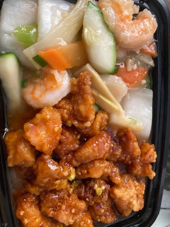 S 7. Dragon & Phoenix