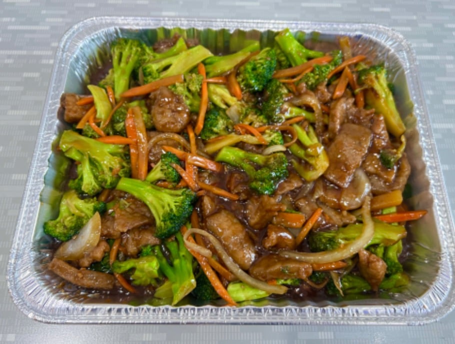 T15. Beef with Broccoli Catering