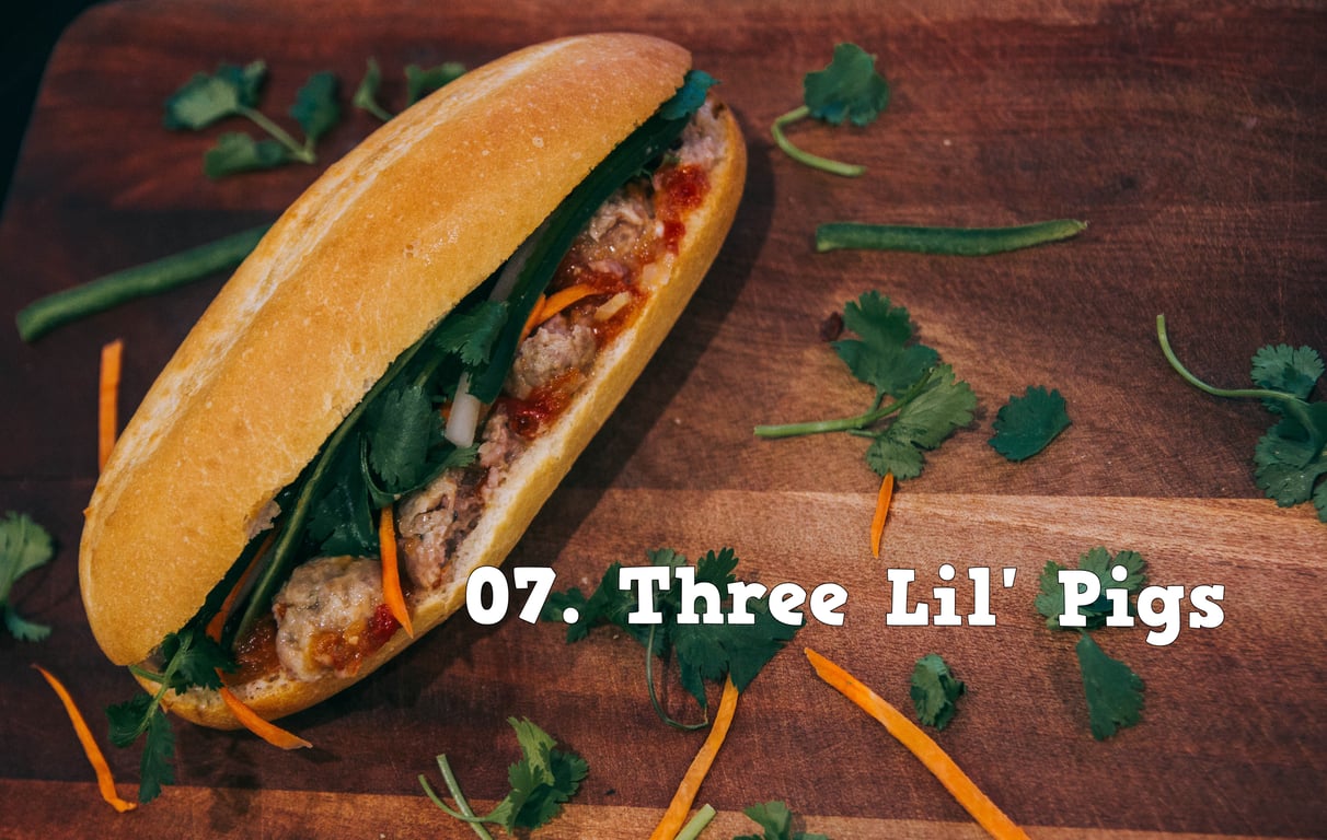 07.Three Lil’ Pigs