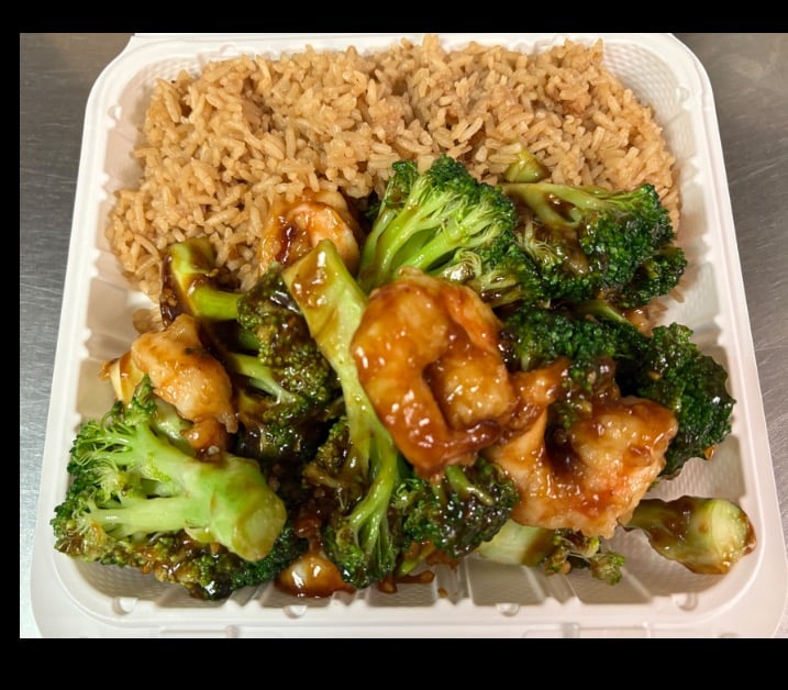 21. Shrimp w. Broccoli
