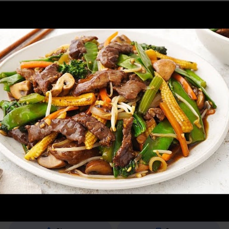 32. Beef Chop Suey
