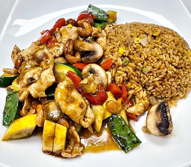 D11. Cashew Chicken