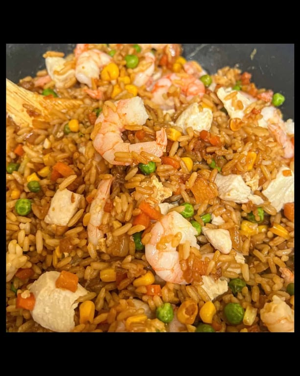 本楼炒饭 20. House Special Fried Rice